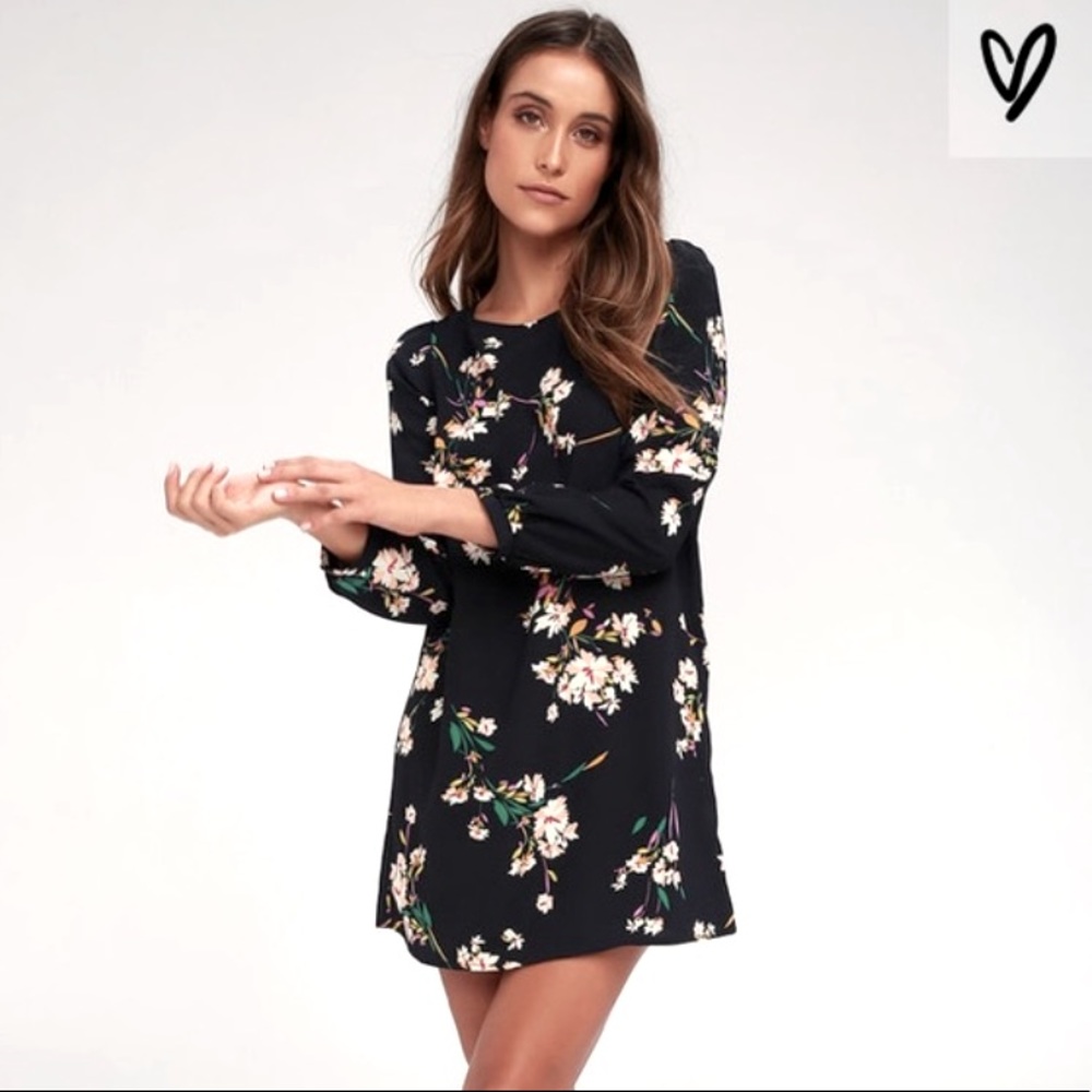 Lulu’s Herbaceous Babe Navy Floral Print Dress!